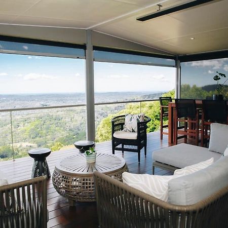 Flaxton Garden Home With Spectacular Coastal Views Монтвил Екстериор снимка